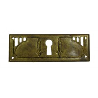 Kulcslyuk címer, vízszintes, sárgarézből, "Jugendstil" patinásított, 96X33 mm - 1 db